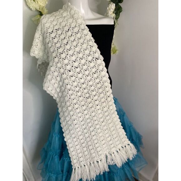 Hand Crocheted Scarf Off White 54"X 13" Table Runner Couch Cover Boho Vintage - Picture 5 of 16